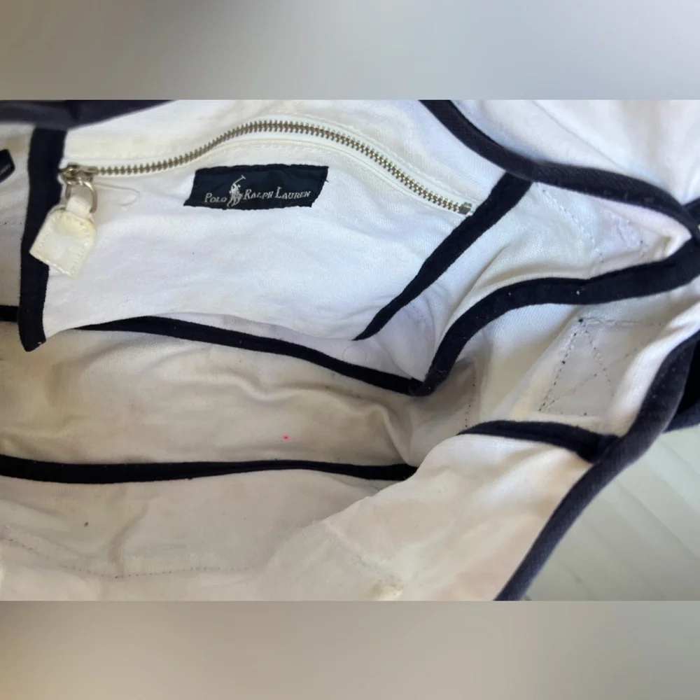 VTG- Polo Ralph Lauren canvas messenger/ shoulder bag with the embroidered logo